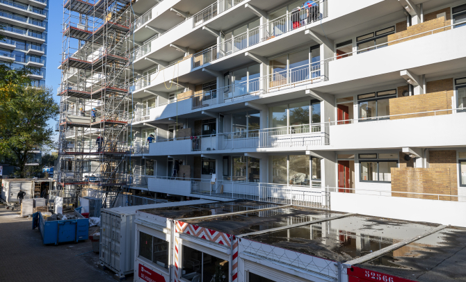 Bouwwerkzaamheden bij de Mirandaflat Rijswijk